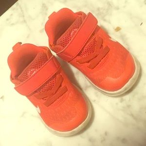 Nike Free Runners Infant/Toddler Shoe